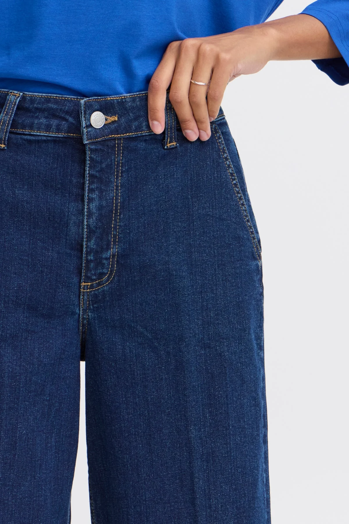 b.young BYKomma Cropped Jeans Ink Blue - Image 4