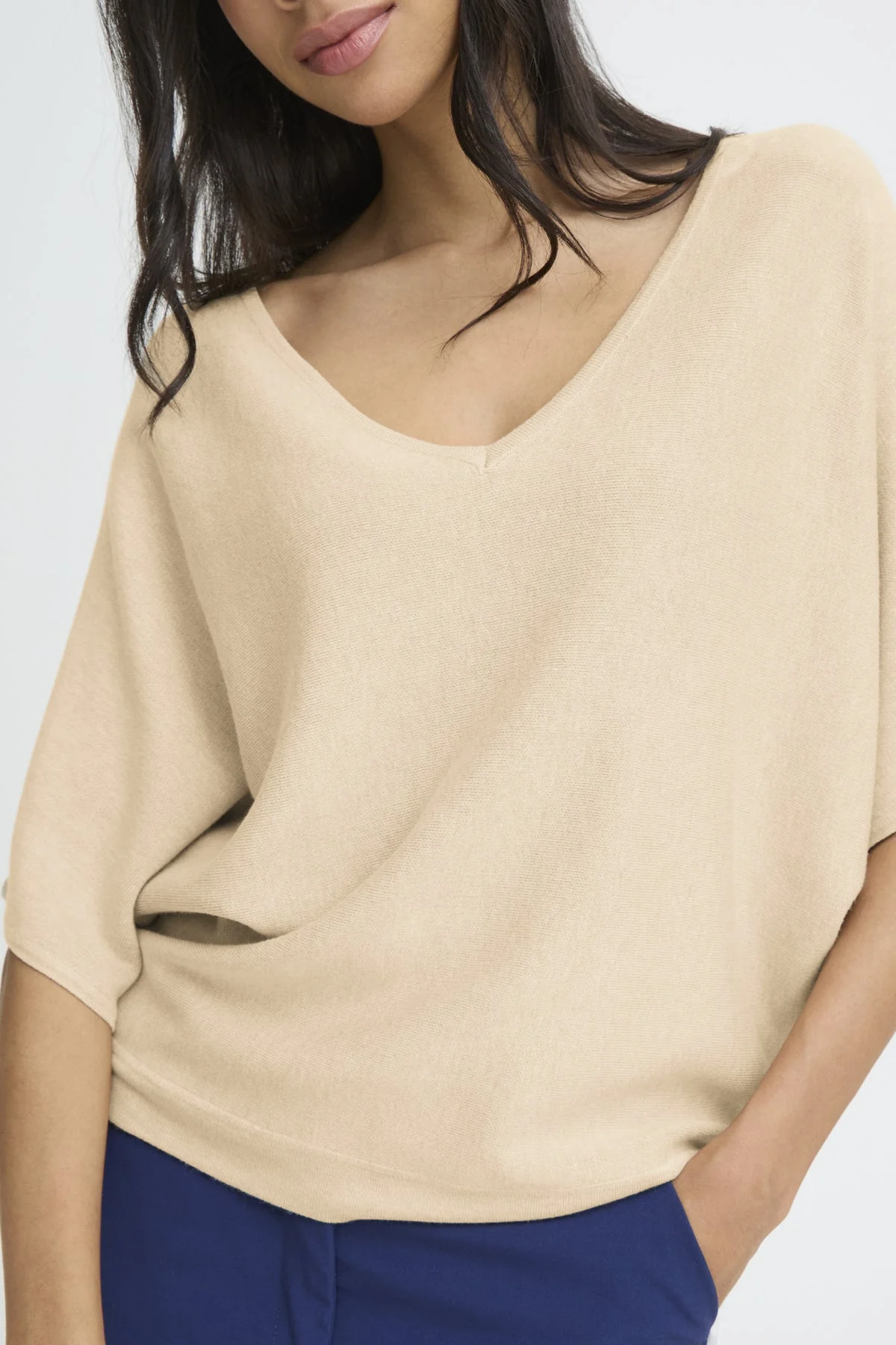 b.young BYMMORLA V-Neck Short Sleeve Top - Image 4