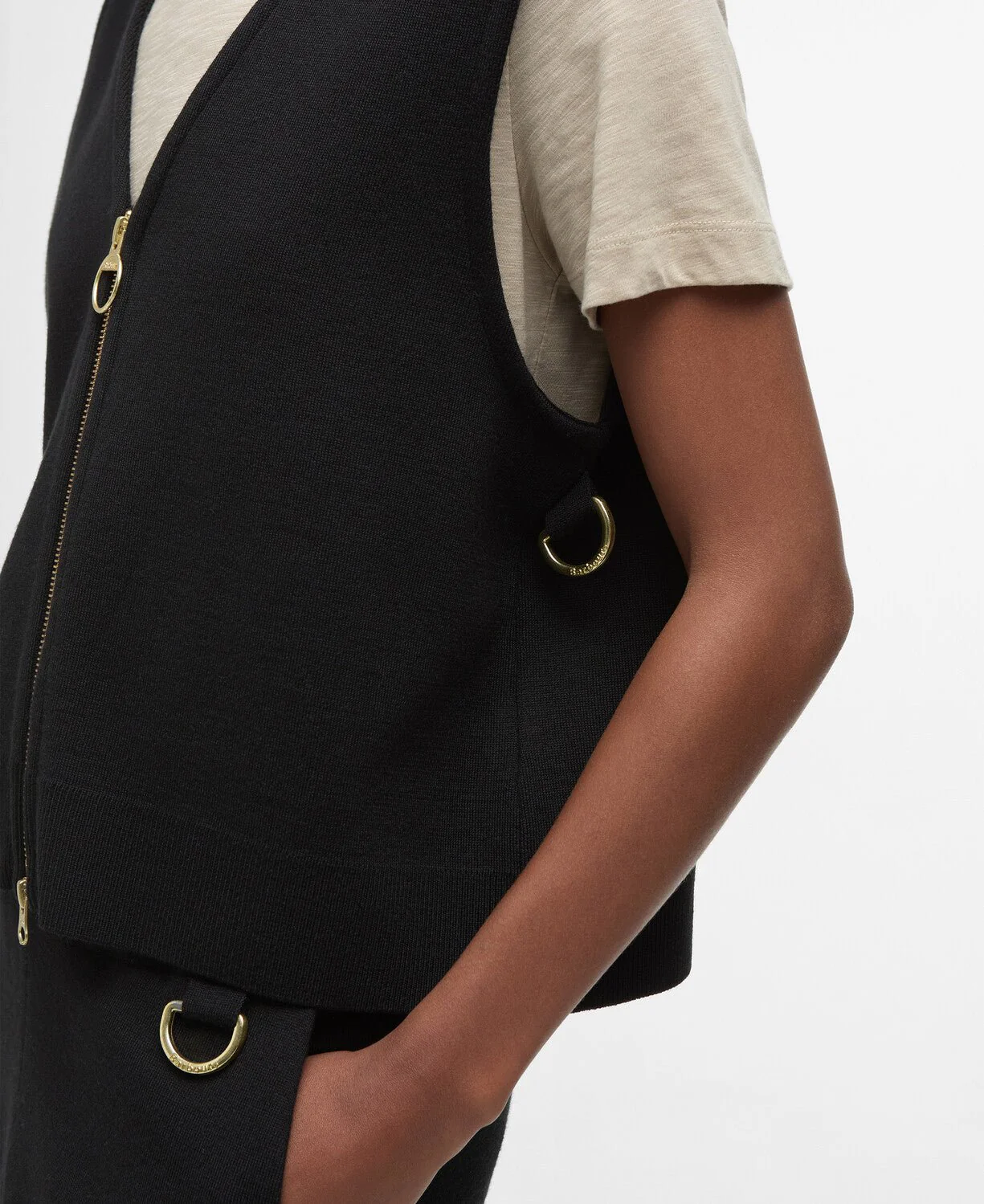 Barbour Maya Sleeveless Zip Through Tank - Image 5