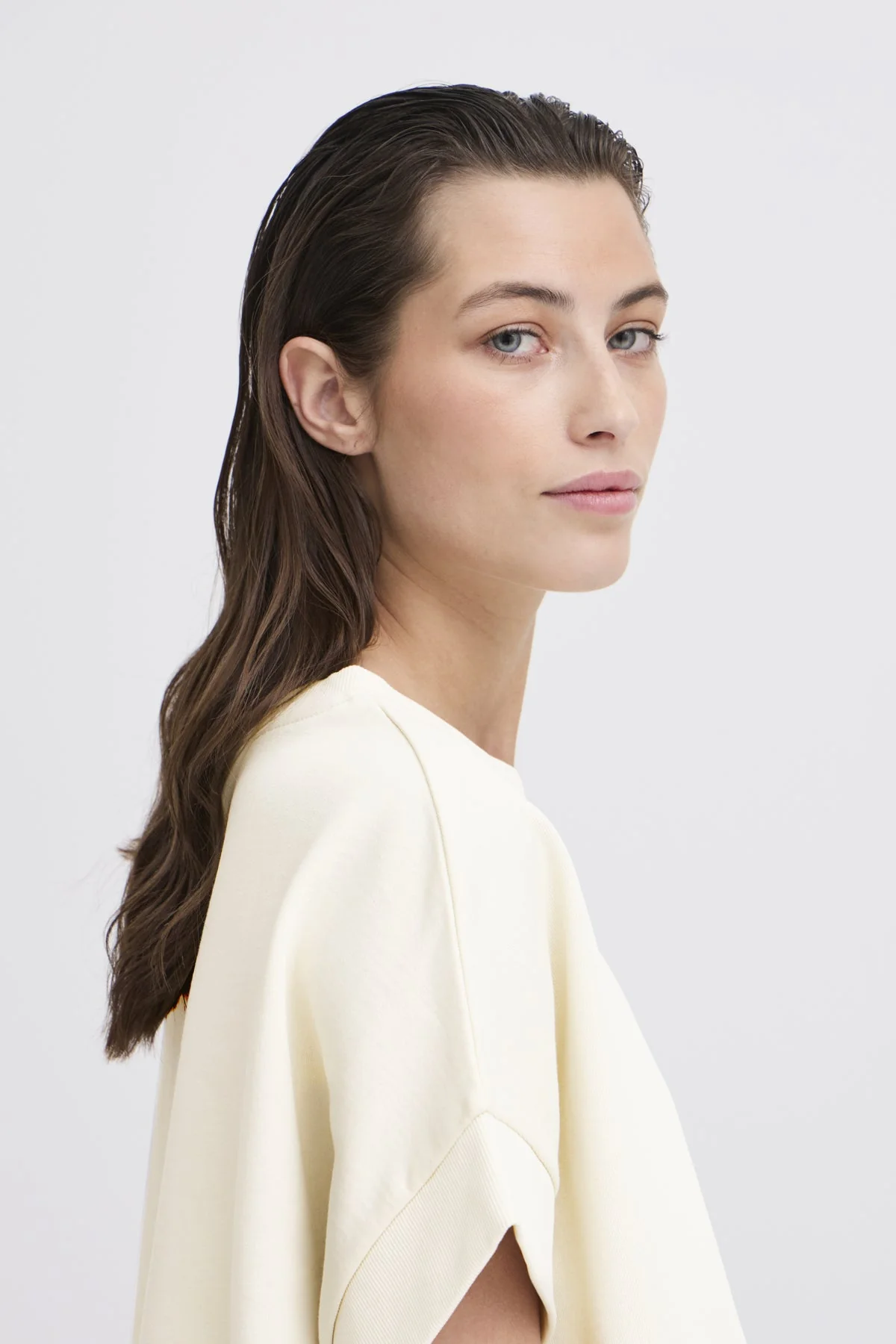 B Young soma Vest - Image 3
