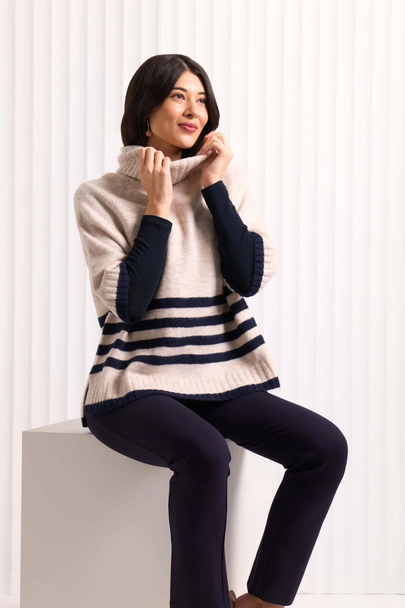 Foil Plus One Popover Jumper Oat/Midnight