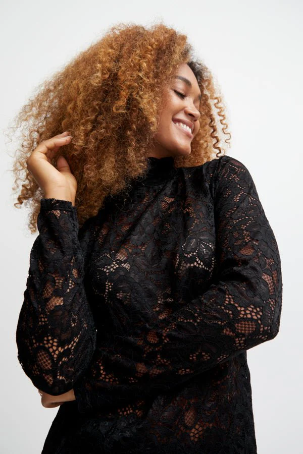 Sorbet Lacera Lace Blouse - Image 4