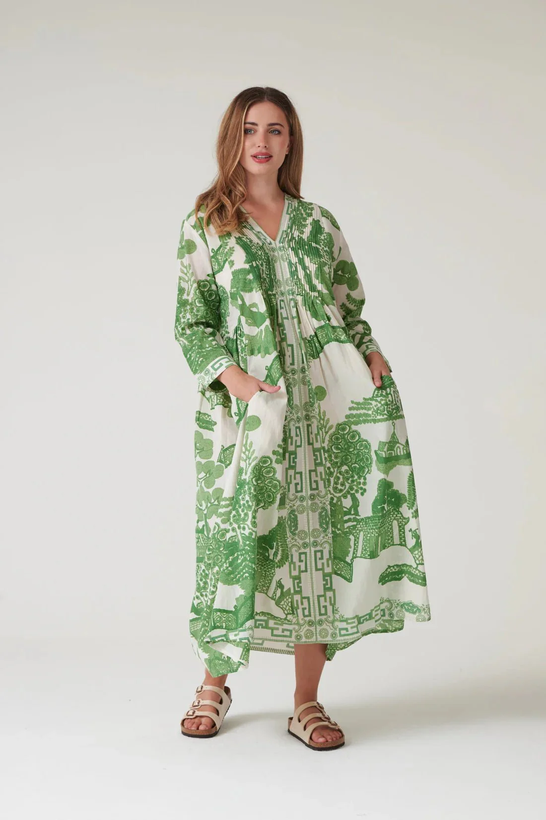 One Hundred Stars Giant Willow Green Pinch Pleat - Image 8