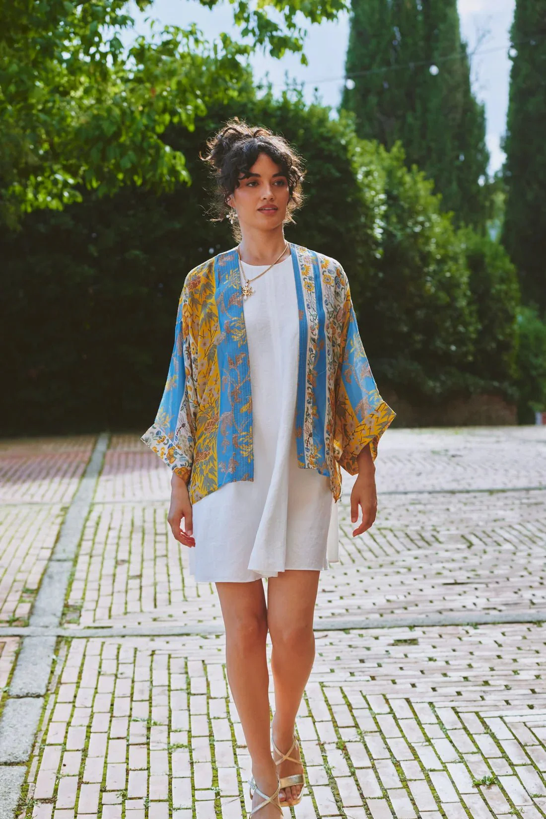 One Hundred Stars Ribbons Gold Kimono - Image 4