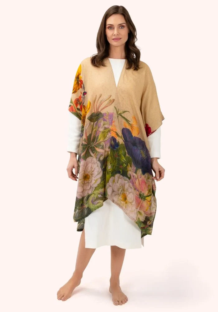 Powder Wool Wrap Around Autumn Cream Posy