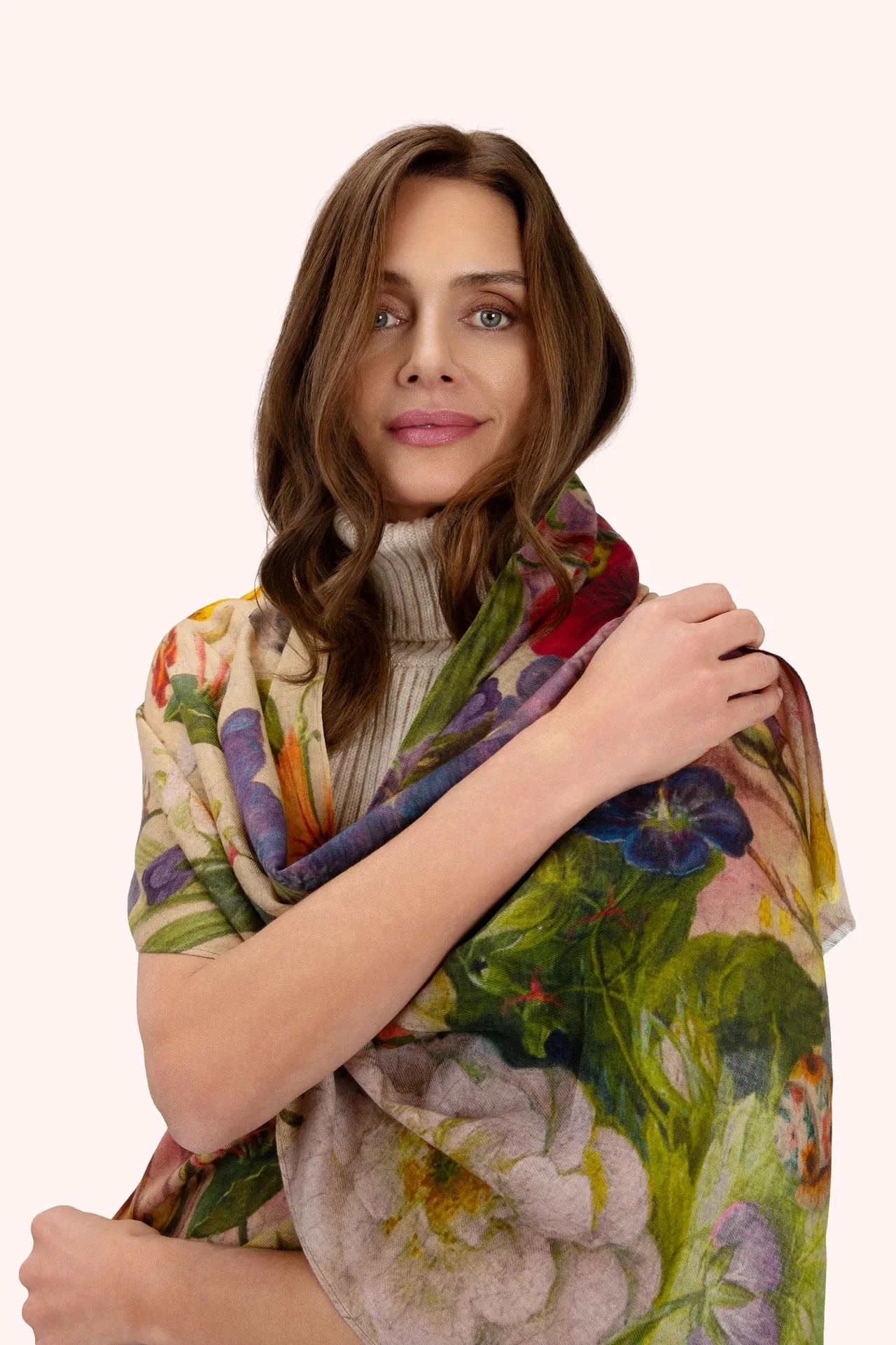 Powder Wool Wrap Scarf Autumn Posy Cream - Image 2