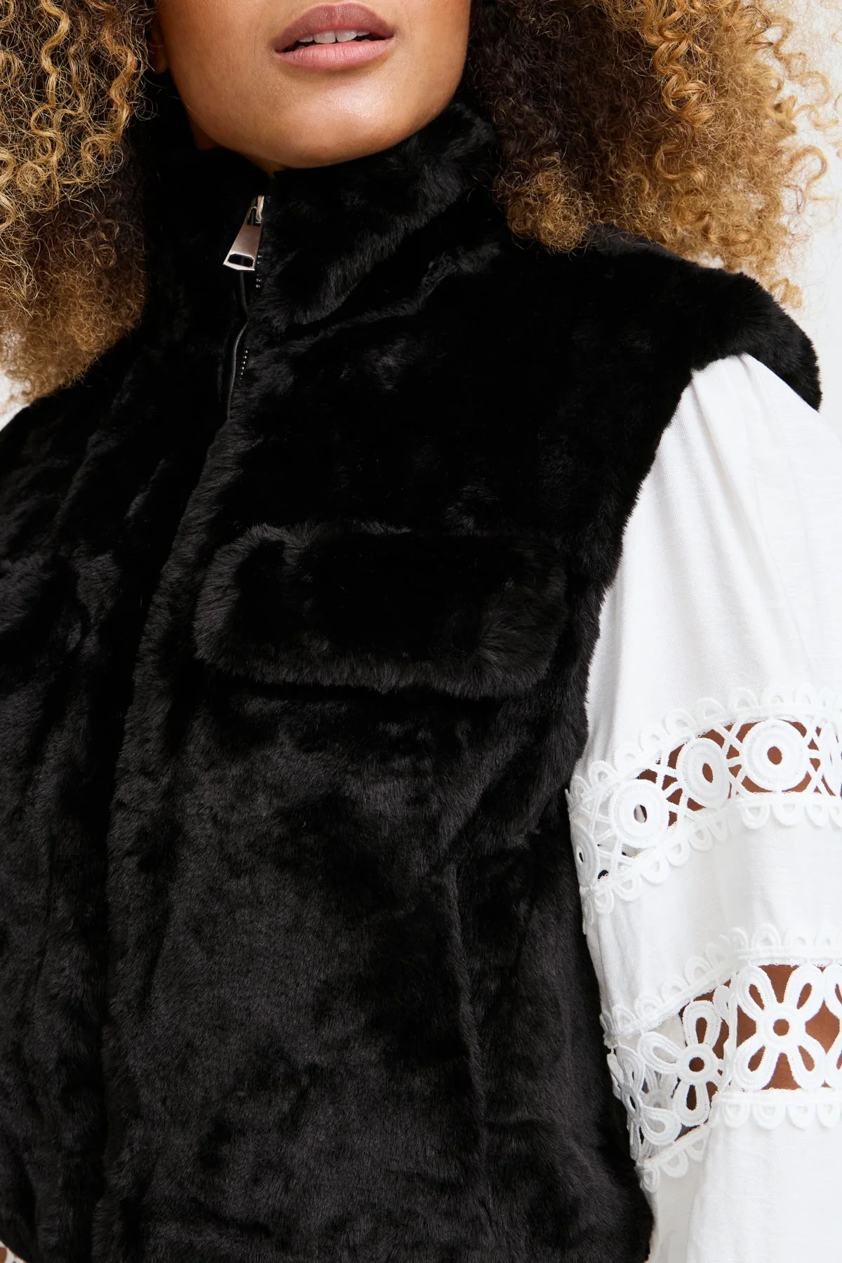 Sorbet Sbbine Faux Fur Waistcoat - Image 3
