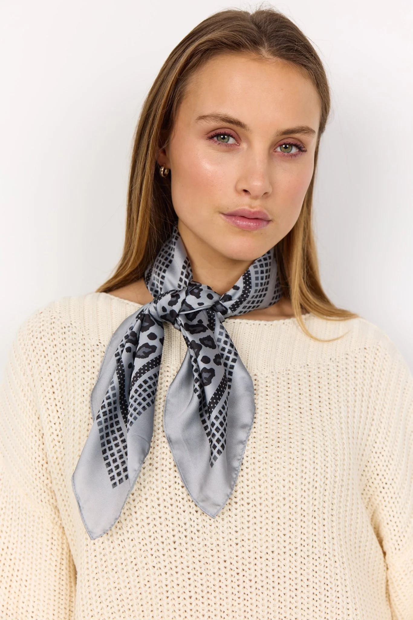 Soya Concept Princess 1 Neck Scarf - Image 2