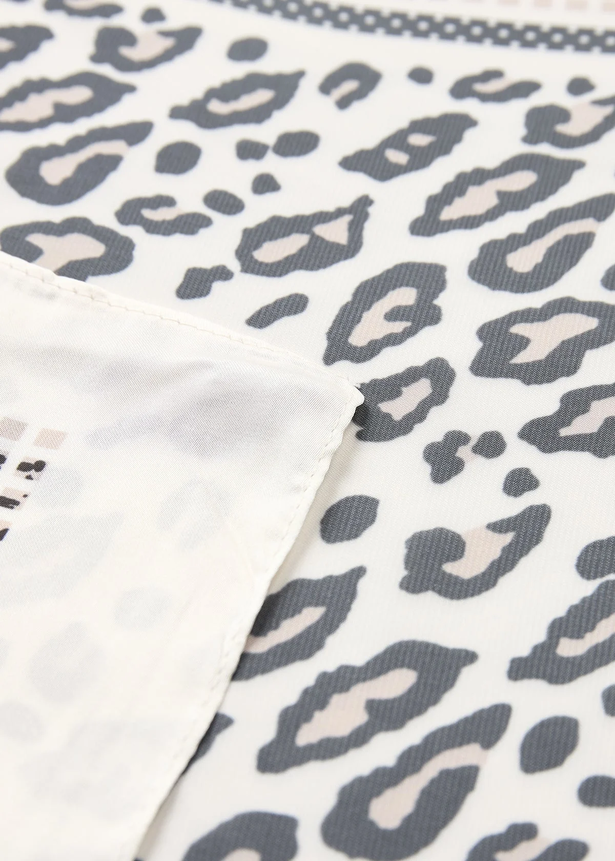 Soya Concept Princess 1 Neck Scarf - Image 7