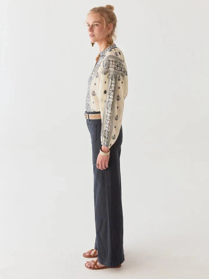 Maison Hotel Stephanie Blouse - Image 5
