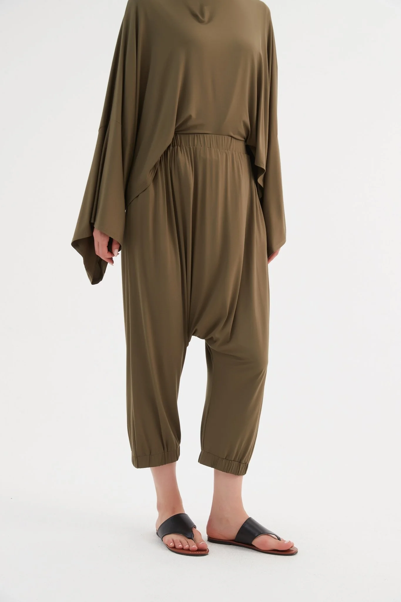 Tirelli Drop Crotch Trouser Khaki - Image 10