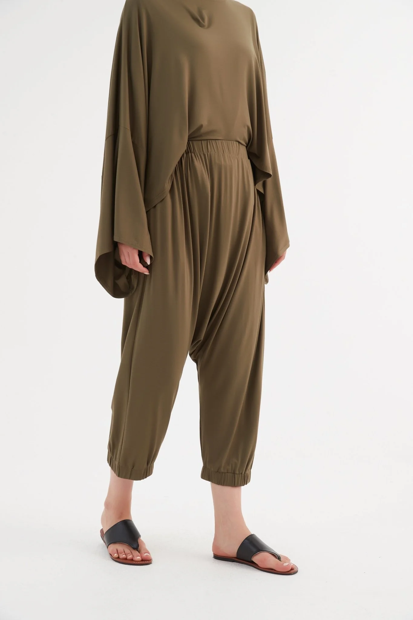 Tirelli Drop Crotch Trouser Khaki - Image 11