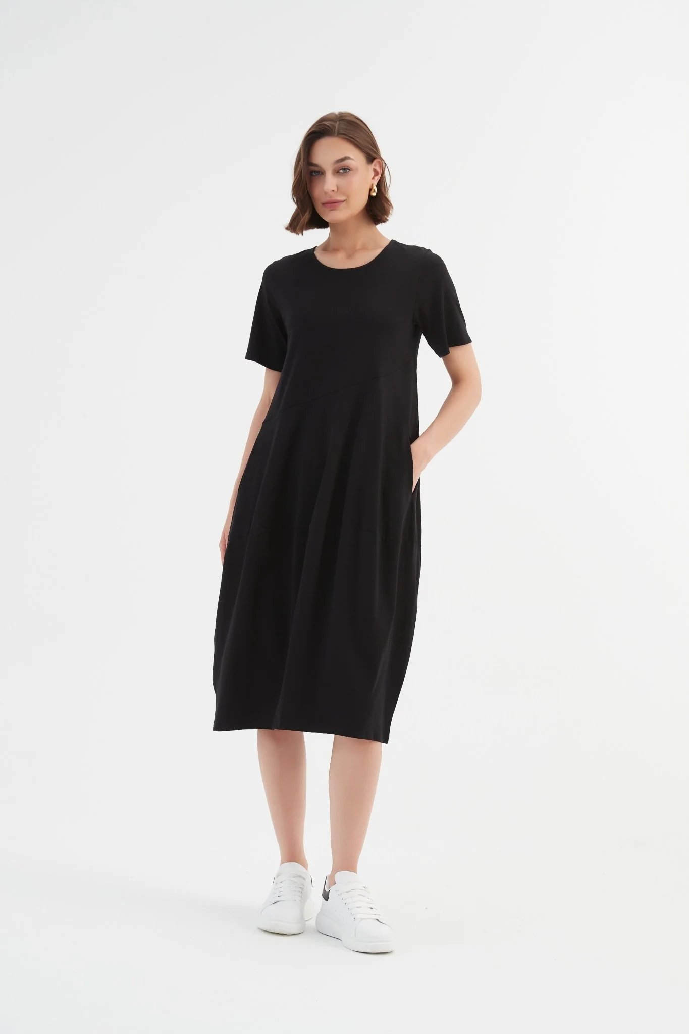 Tirelli Short Sleeve Diagonal Seam Dress Black - Image 8
