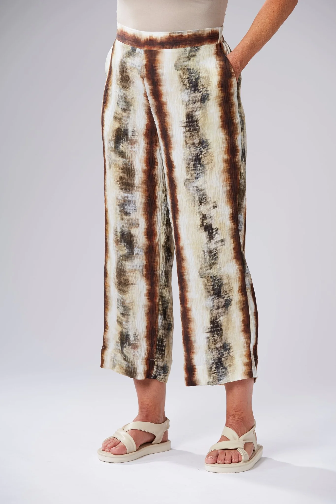 Yellow Label Printed 7/8 Trousers Pebble - Image 3